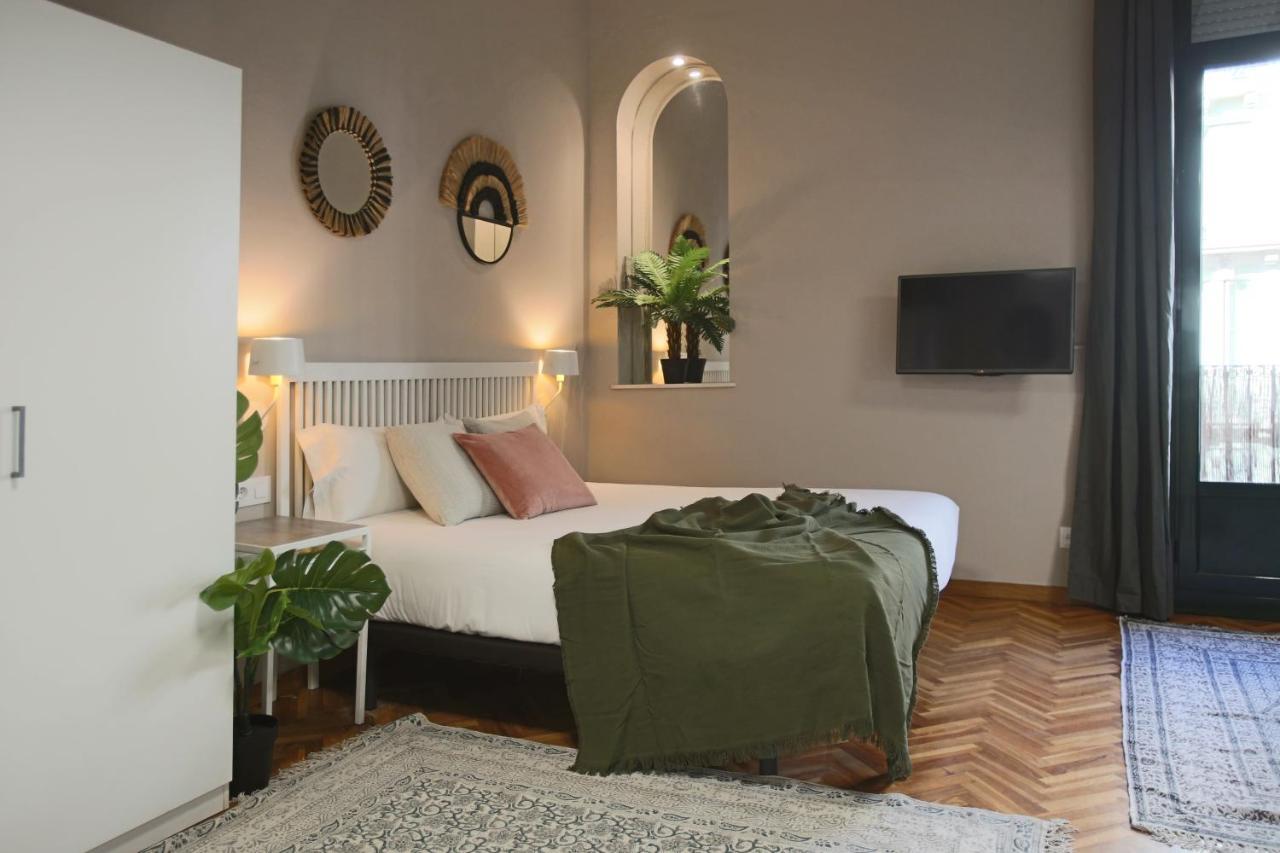 Place Diputacio Apartment Barcelona