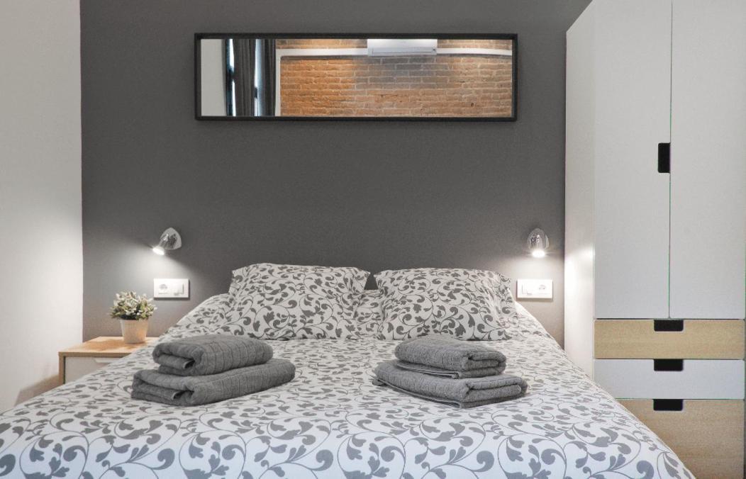 Place Diputacio Apartment *
