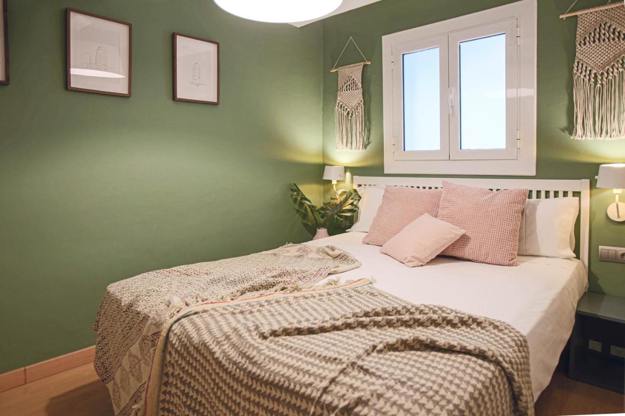 Apartment Place Diputacio Barcelona