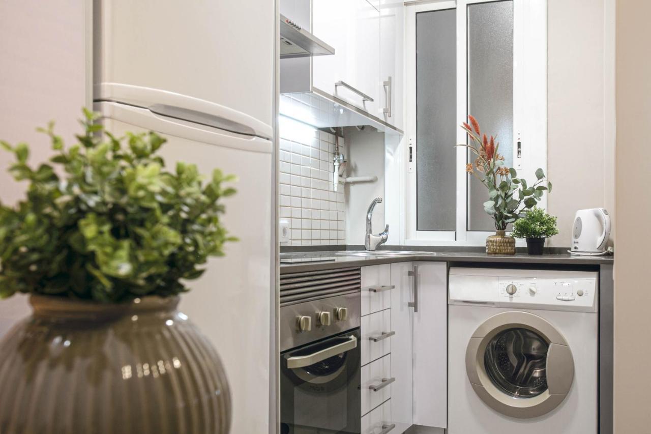 Place Diputacio Apartment *